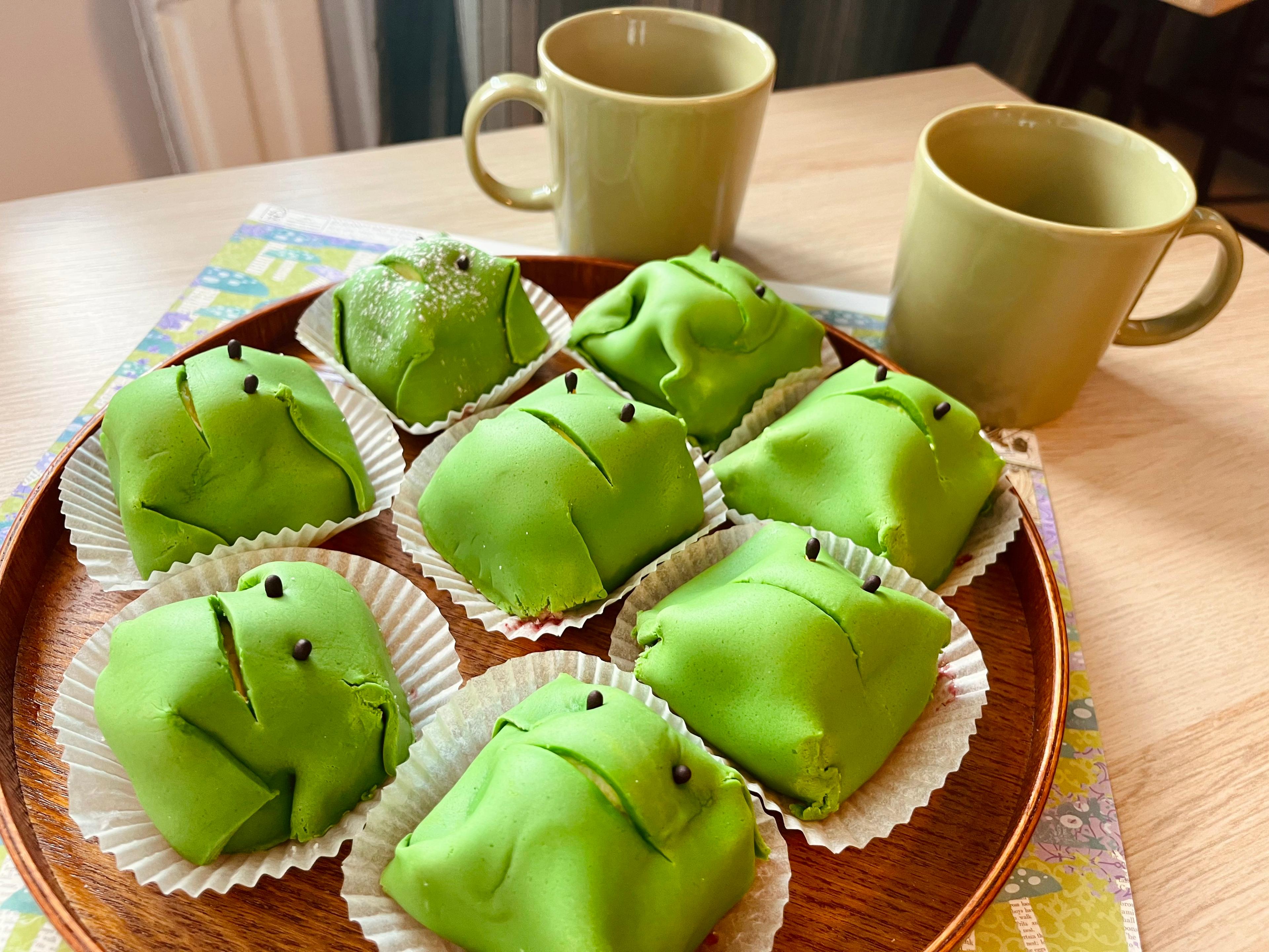 Our semi-successful attempt at making signature Balfours frog cakes, and a newborn tradition.
